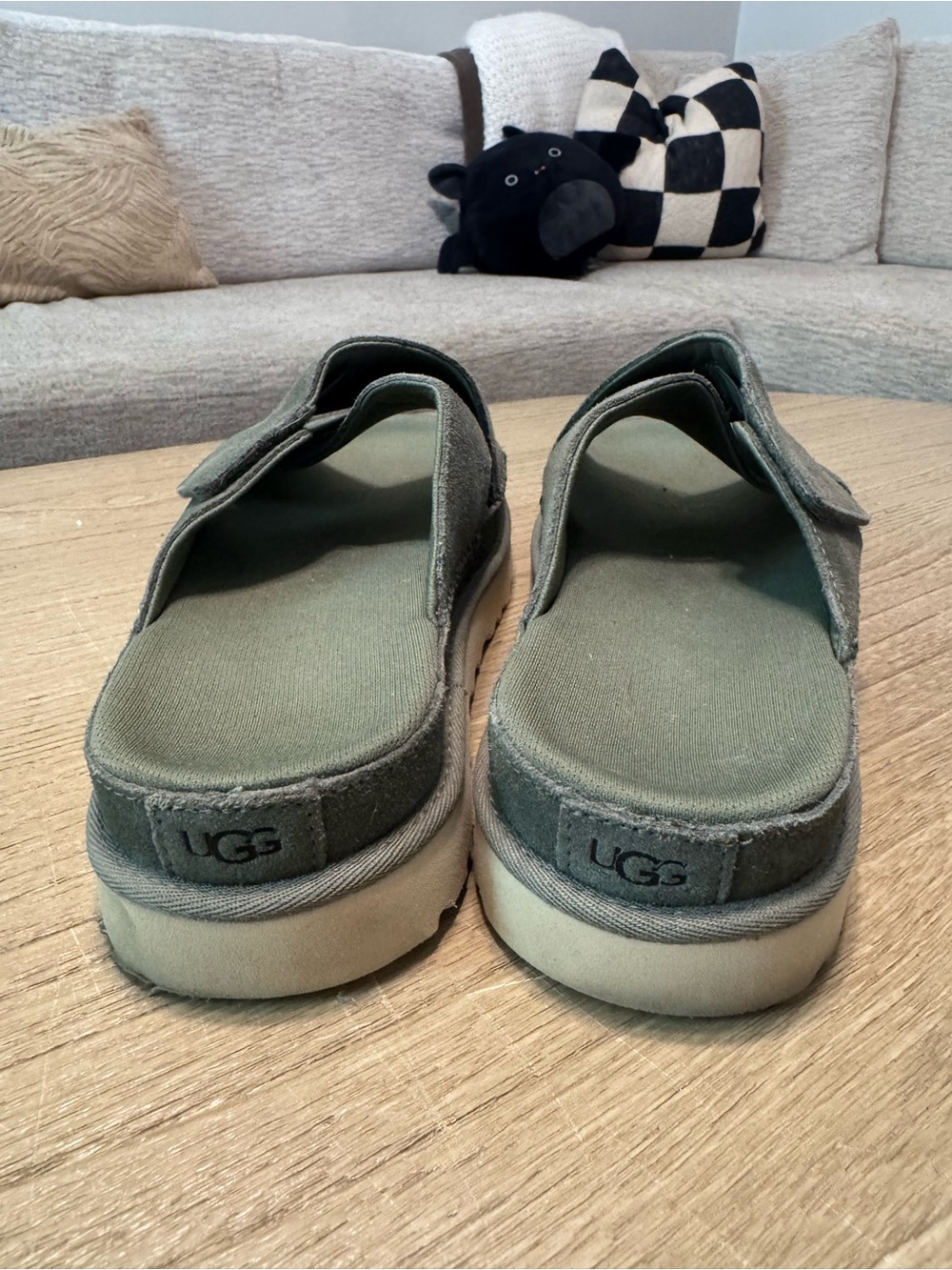 UGG Olive Green Goldenstar Hi Slide Platform Sandals - Picture 4 of 7